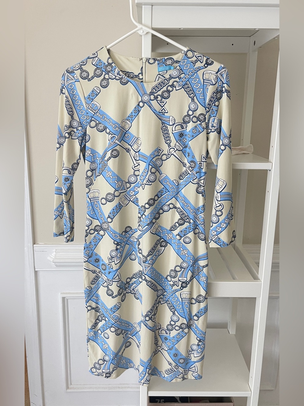 J. McLaughlin Cream and Light Blue Chain-Print Long Sleeve Dress